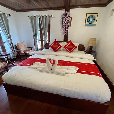 Luang Prabang - Villa Ouis Namkhan Riverside 2 Bagian luar foto