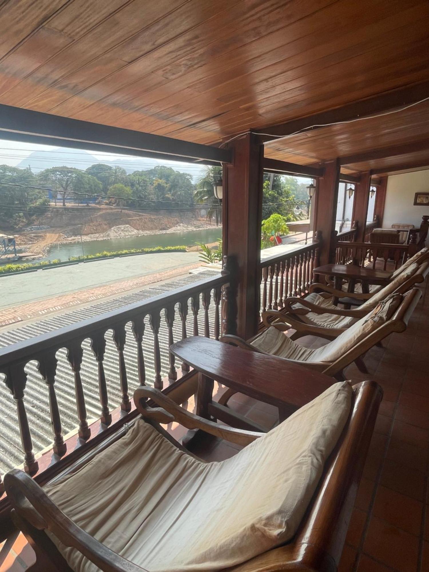 Luang Prabang - Villa Ouis Namkhan Riverside 2 Bagian luar foto